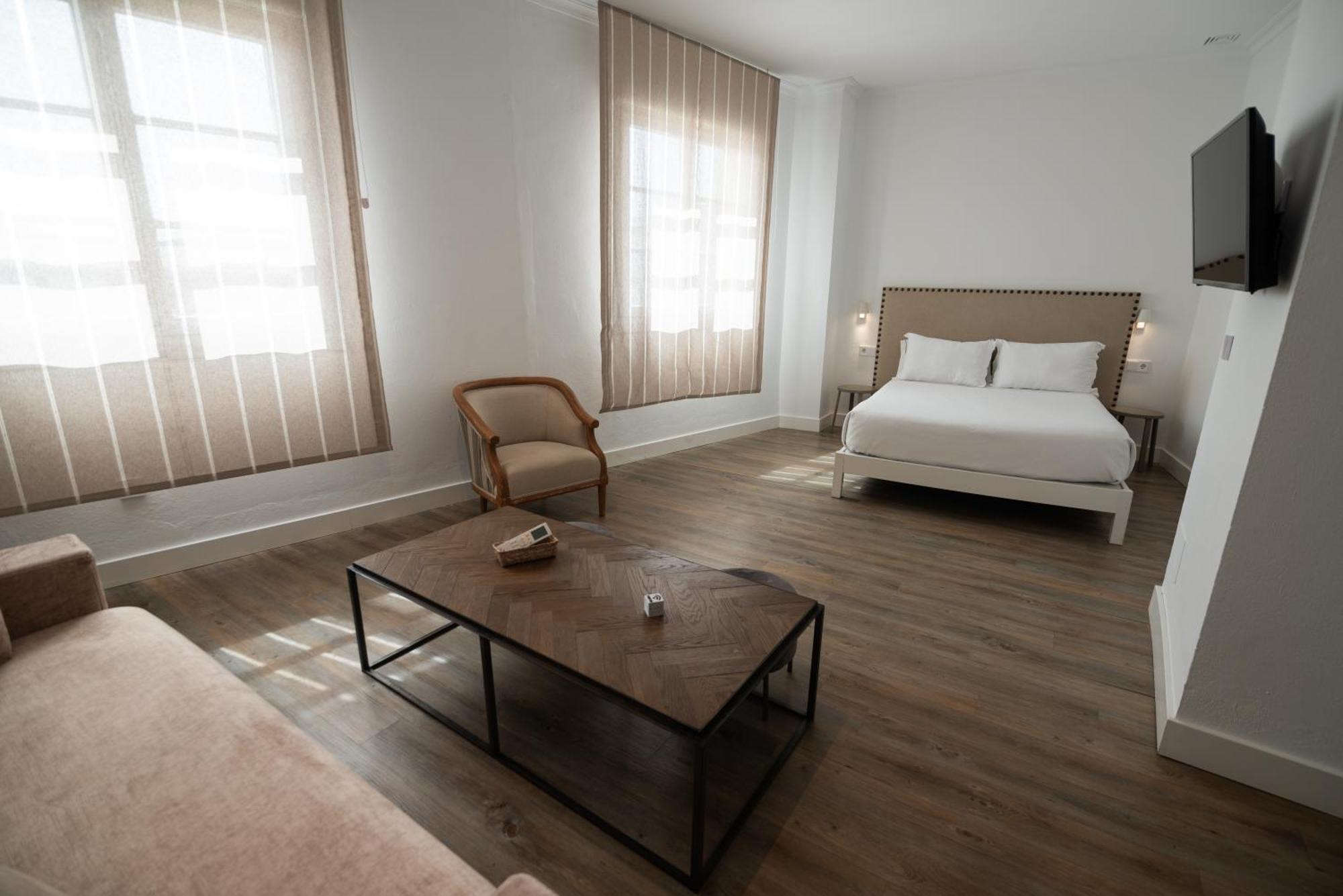 Apartahotel Siglo XIX Tarifa Luaran gambar