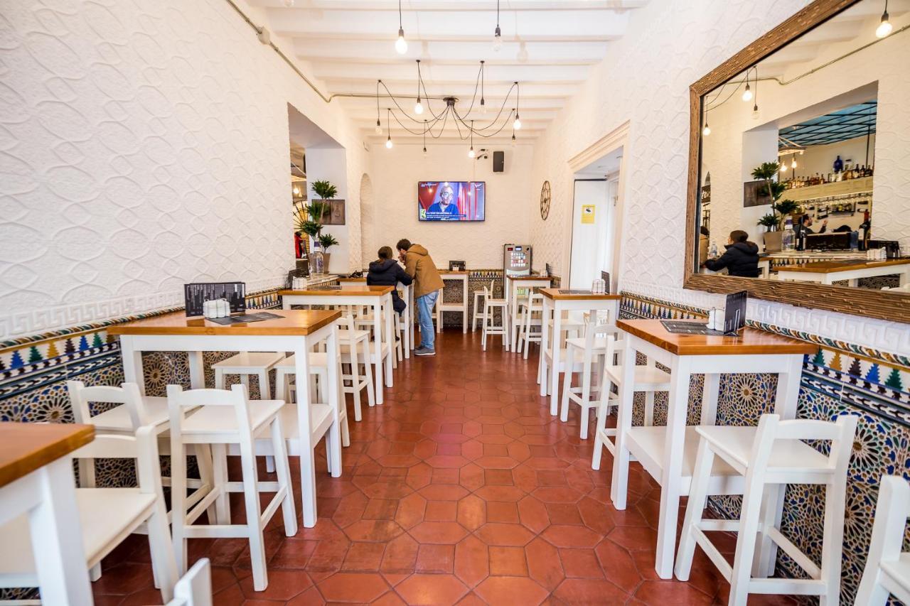 Apartahotel Siglo XIX Tarifa Luaran gambar